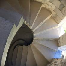 Betonové točité schodiště