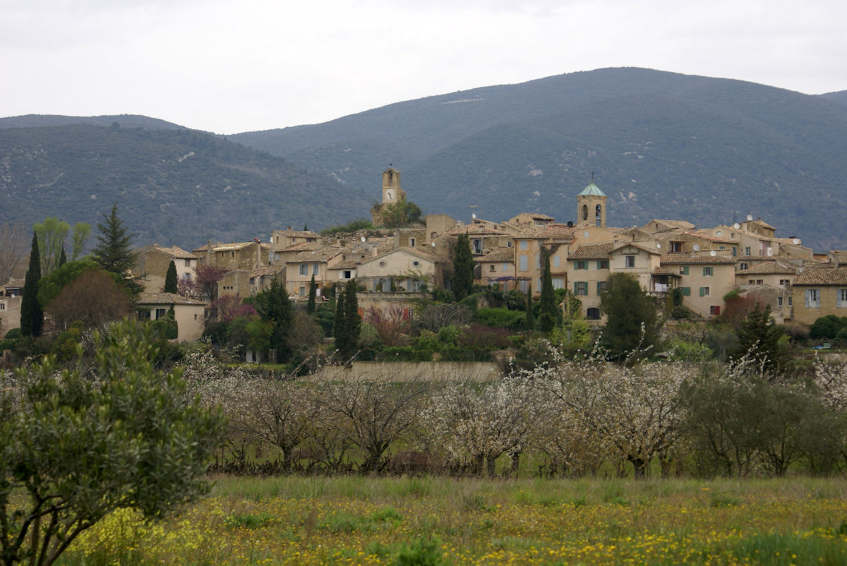 A view of Lourmarin, the most beautiful village in Provence, France