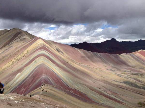 blog-Insider's-Guide-to-Visiting-cusco-Like-a-Local-rainbow-mountain