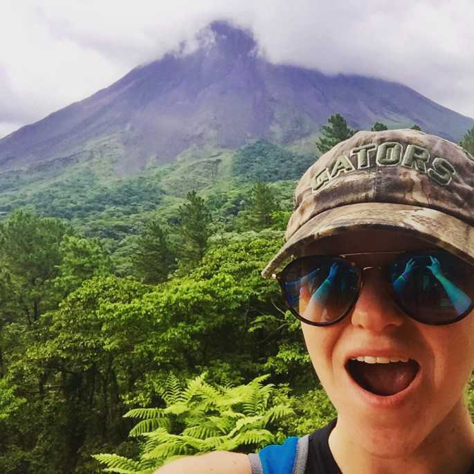arenal-volcano-selfie
