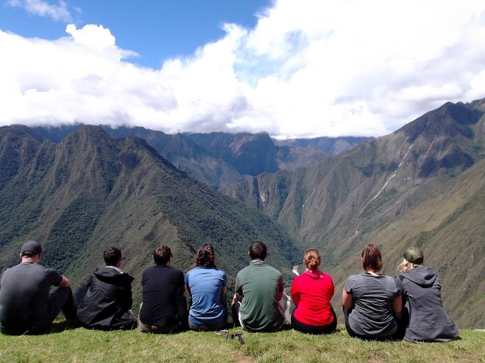 under30experiences-inca-trail-hike-group