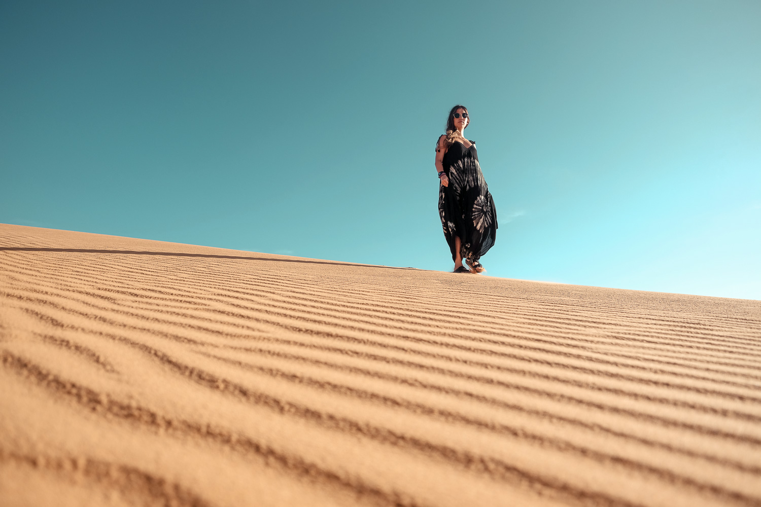 white-sand-dunes-vietnam