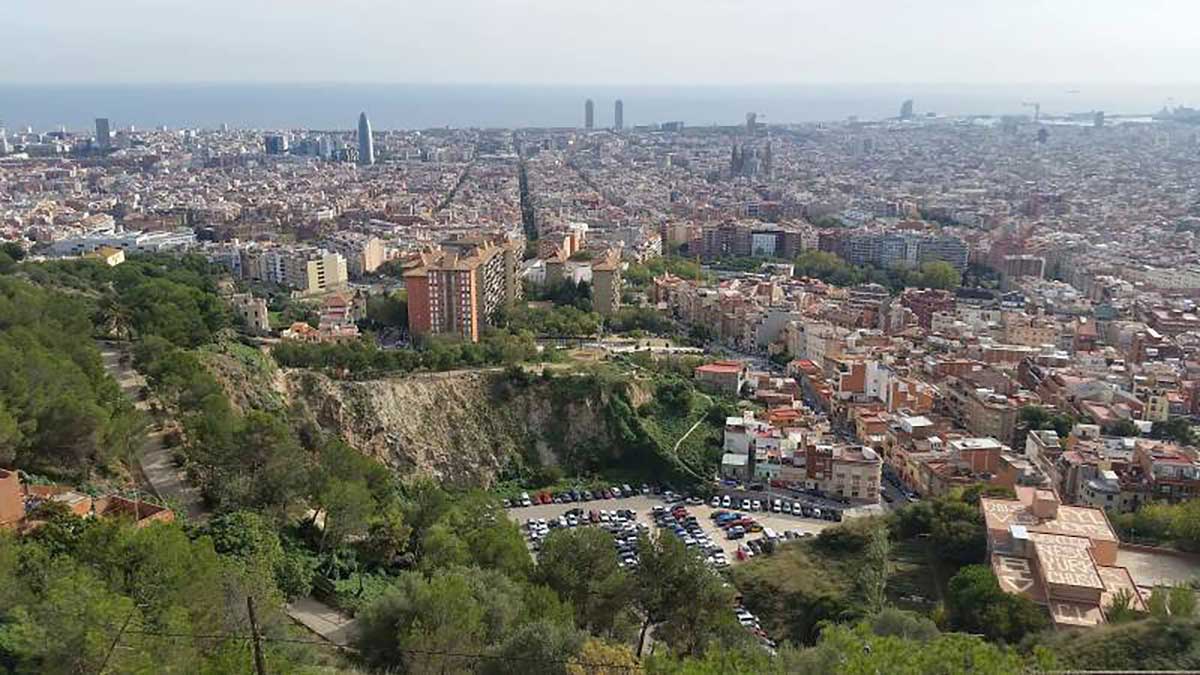 Expert Tips for Exploring Barcelona Like a Local U30X