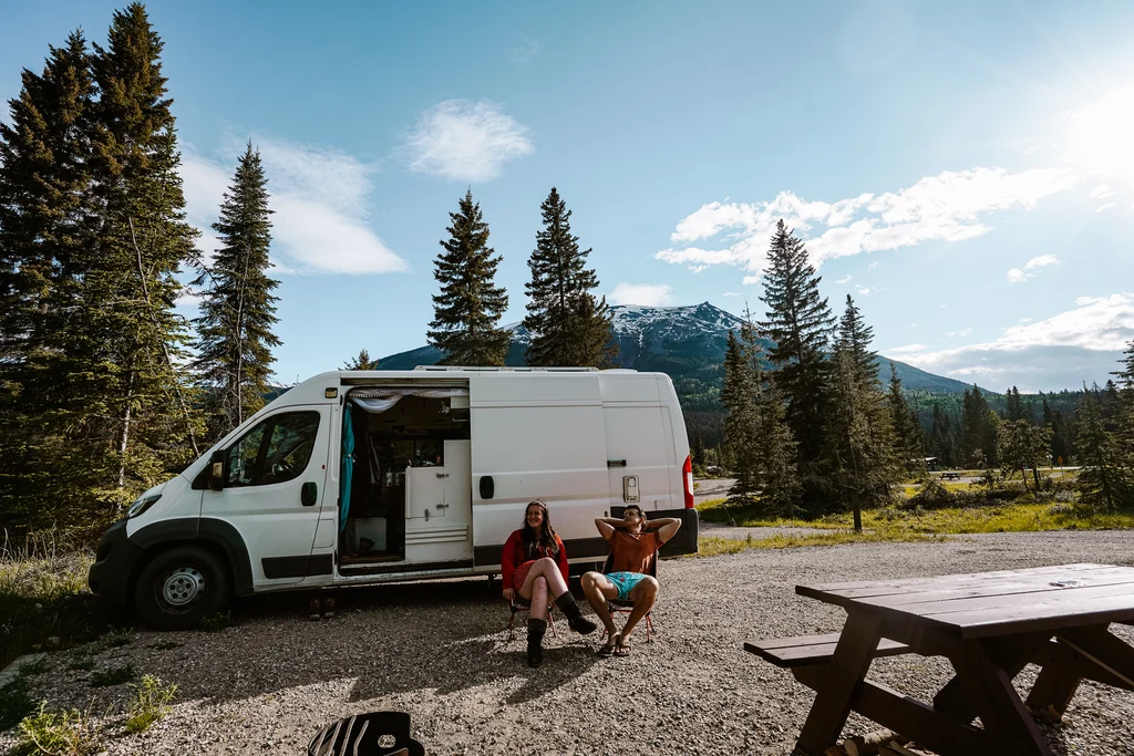 10 Best Campervan & RV Rentals in Canada [2024]