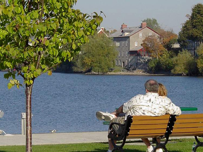 West Main Street, Sackets Harbor Streets & Transportation