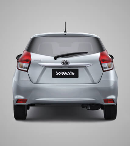 dòng xe toyota nhập khẩu yaris đuôi xe