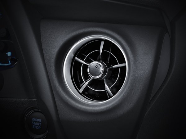 cụm điều hòa toyota altis 2018