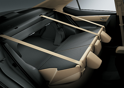 ghế ngồi sau xe altis 2018