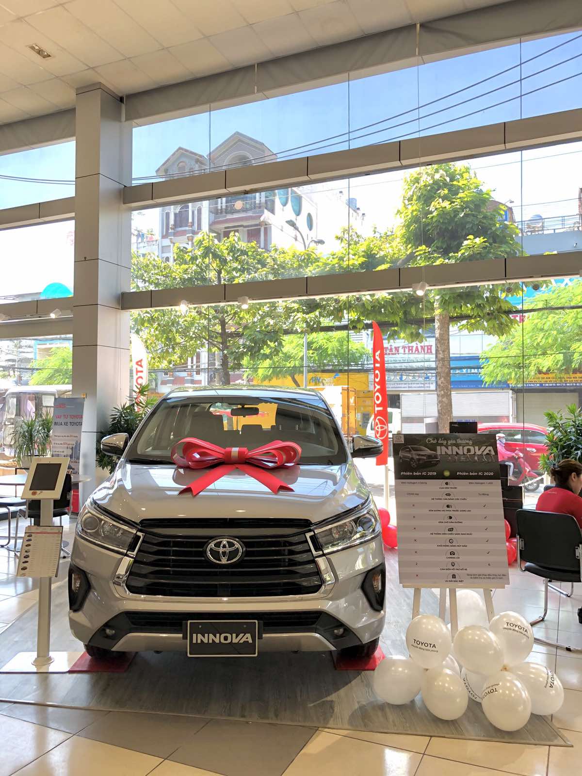 xe toyota innova 2021