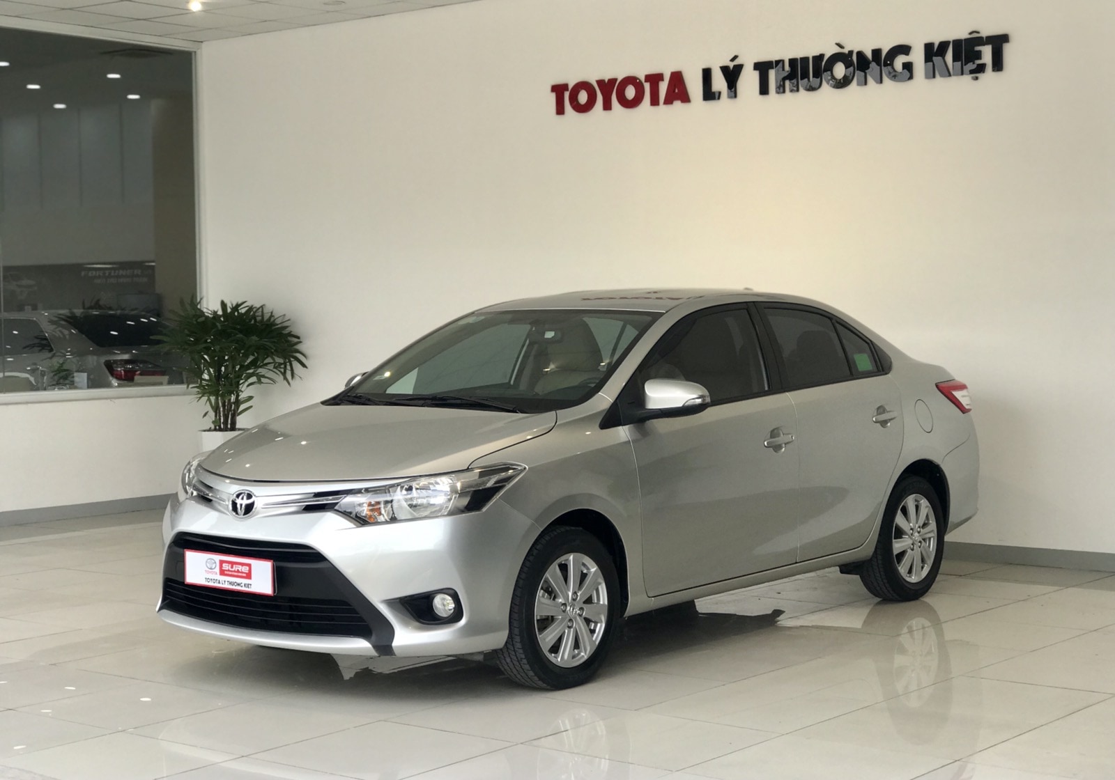 giá xe vios cũ 2018