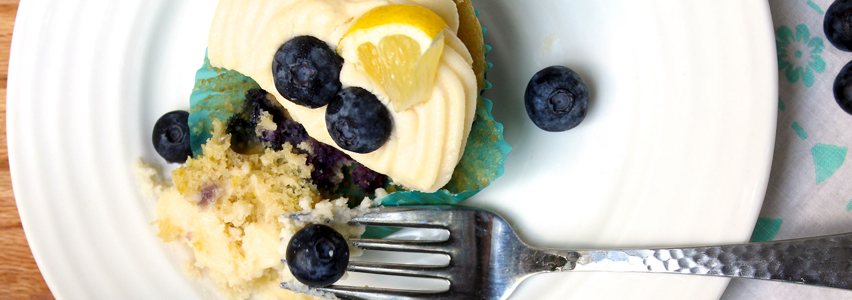 Blueberry Lemon Curd Cupcakes