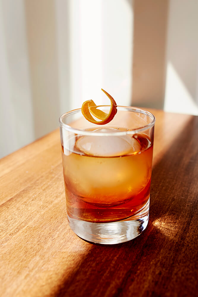 Oaxaca Old Fashioned (Photo: Sarah Eliza Roberts)