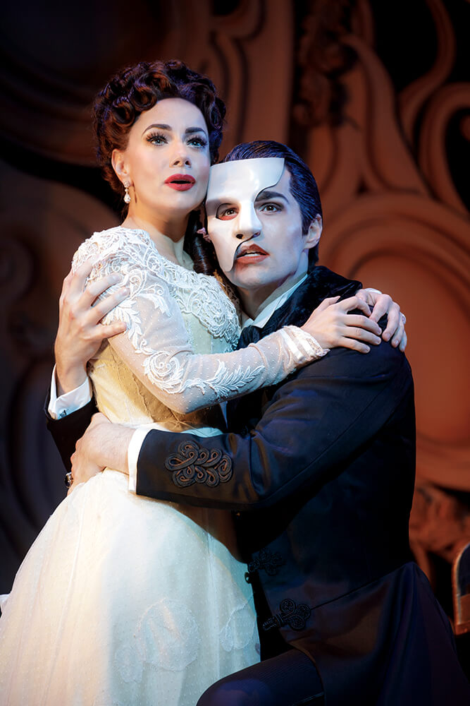 Bronson Norris Murphy, who plays the Phantom in this spellbinding sequel, says Love Never Dies is a must-see for fans of The Phantom, as well as those who have never seen it.