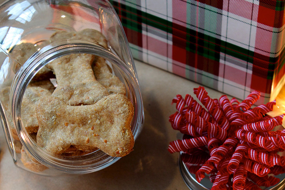Cheeseburger Dog Biscuits (Photo: Chelsi Fisher)