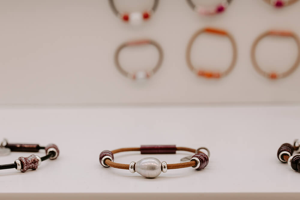 The rich variety of selections and color combination options is something that both new clients and repeat Landella customers appreciate. (Photo: Sarah Eliza Roberts)