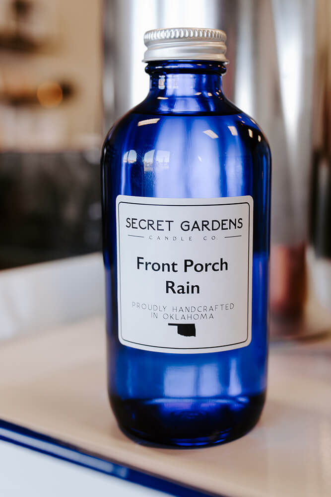 The shop also offers other fragrance options such as room sprays, reed diffusers, wax melts for scent diffusers, and refresher oils that can be added to refresh a wax melt instead of throwing it out. (Photo: Sarah Eliza Roberts)