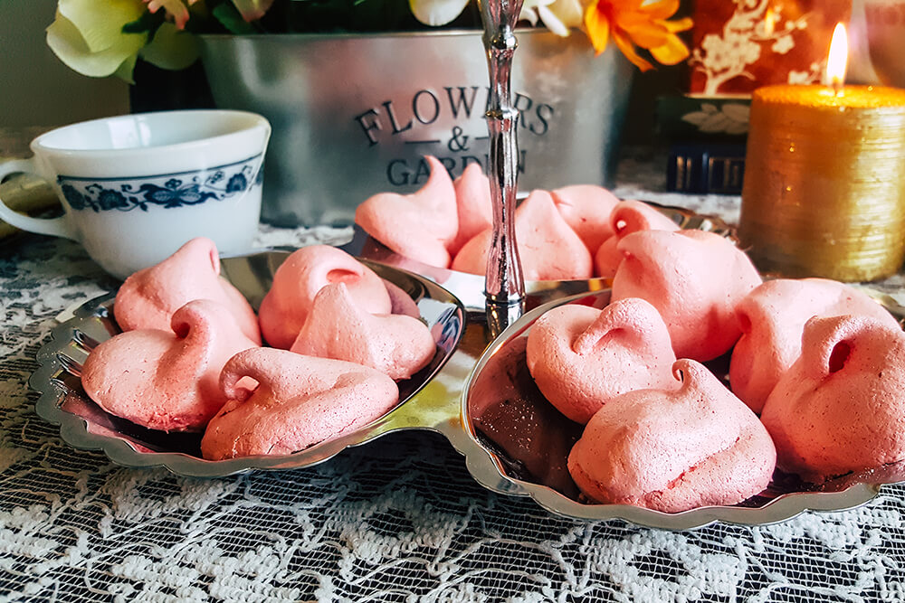 Meringues (Photo: Sarah Herrera)