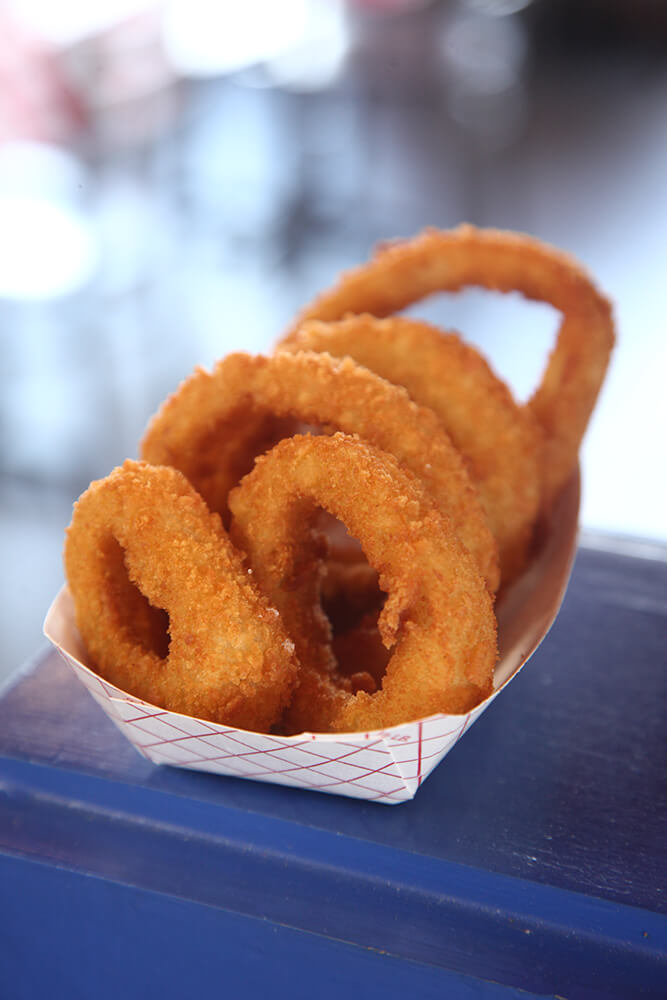 Onion Rings (Photo: Marc Rains)