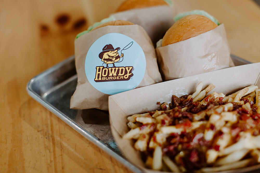 Howdy Burger’s menu is simple and to the point. The eponymous Howdy Burger is the star of the show. (Photo: Sarah Eliza Roberts)
