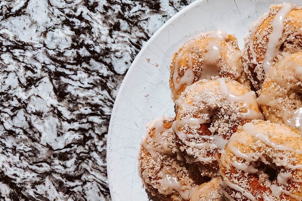 Coffeecake Mini Doughnuts (Photo: Sarah Herrera)