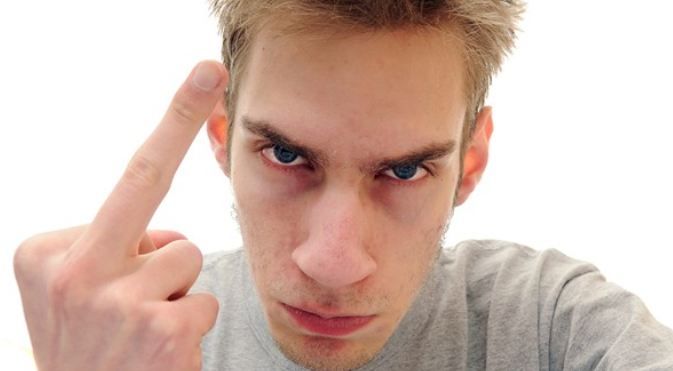 Fight unfair criticism, online reviews:blessing or curse