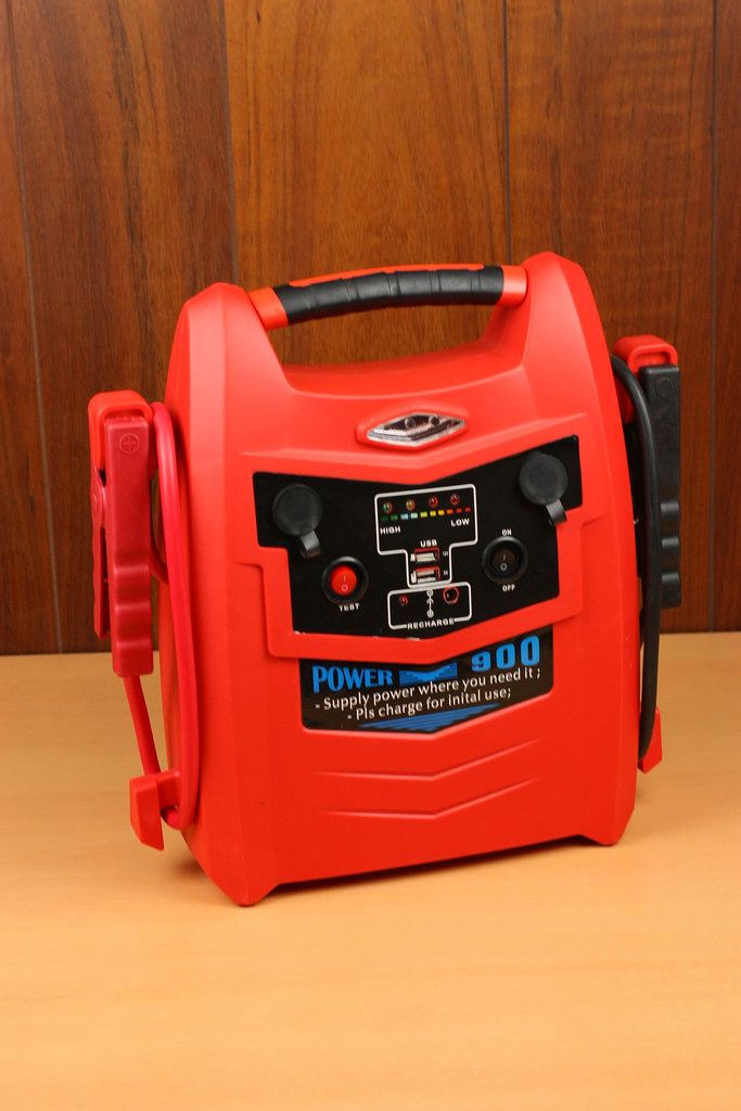 Portable jump starter