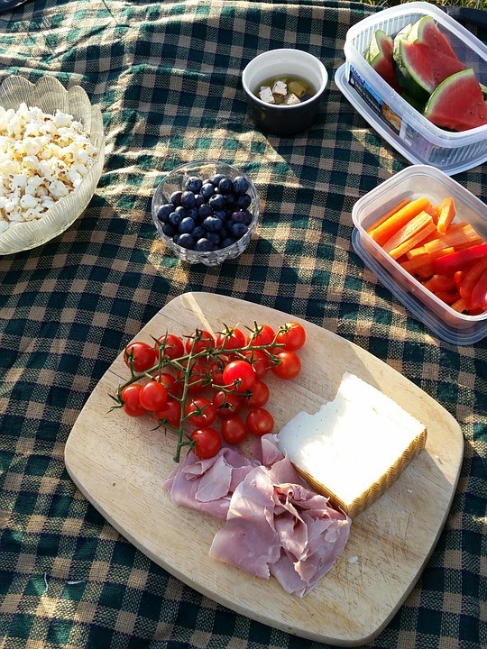 picnic-888398_960_720.jpg