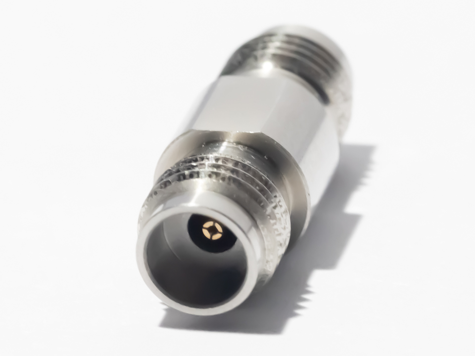 Aec Connector Boot 2.4mm Female to 2.4mm Female Adapter | ADT-3027S
