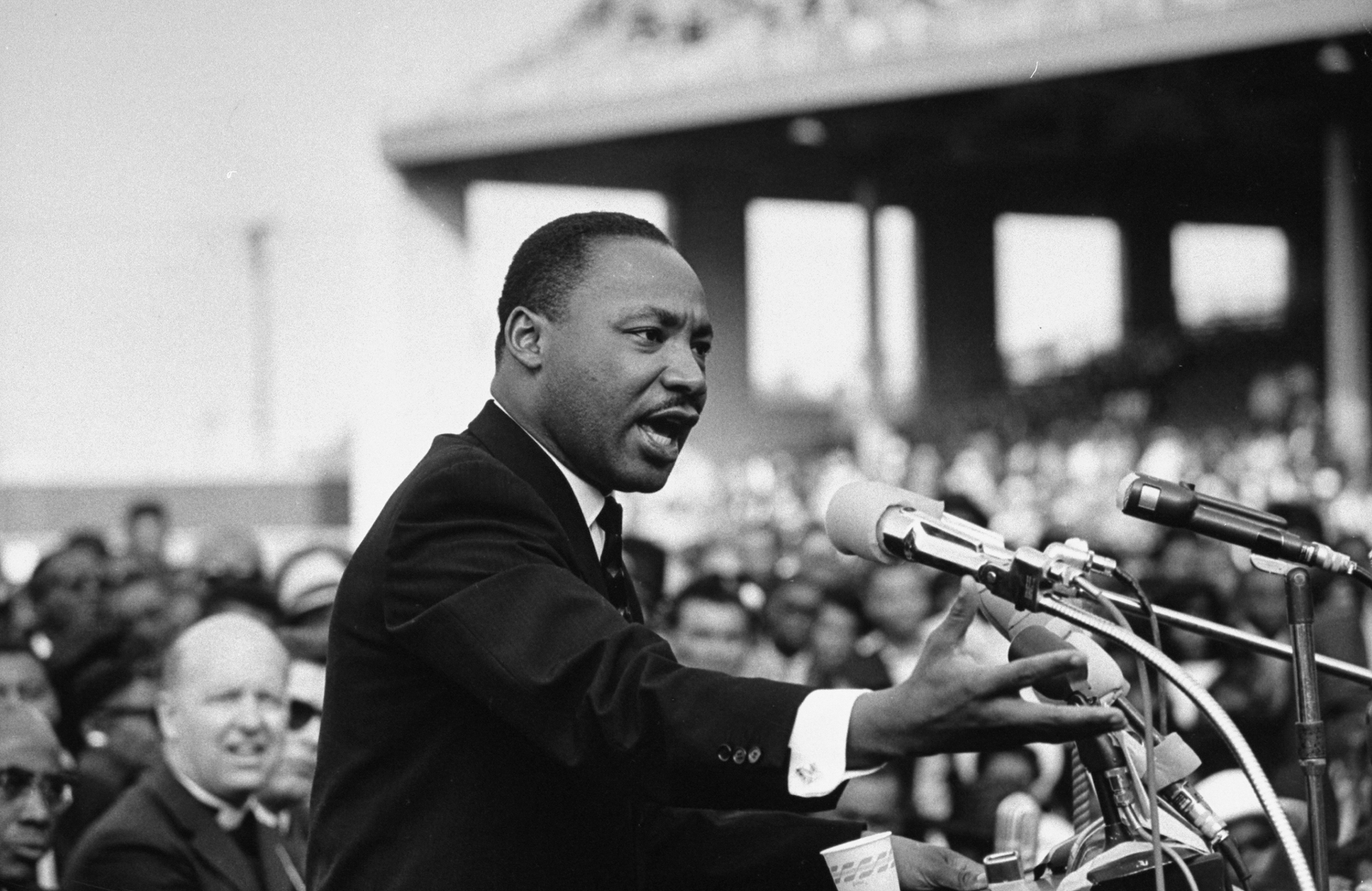 top leadership qualities