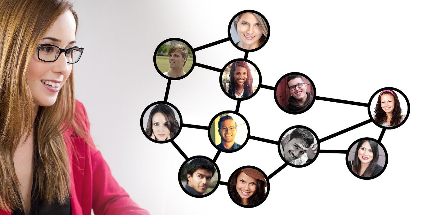woman collaborating on team project looks at list of participants for easier identification