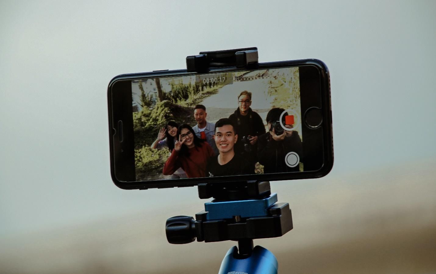 marketers create video on smartphone