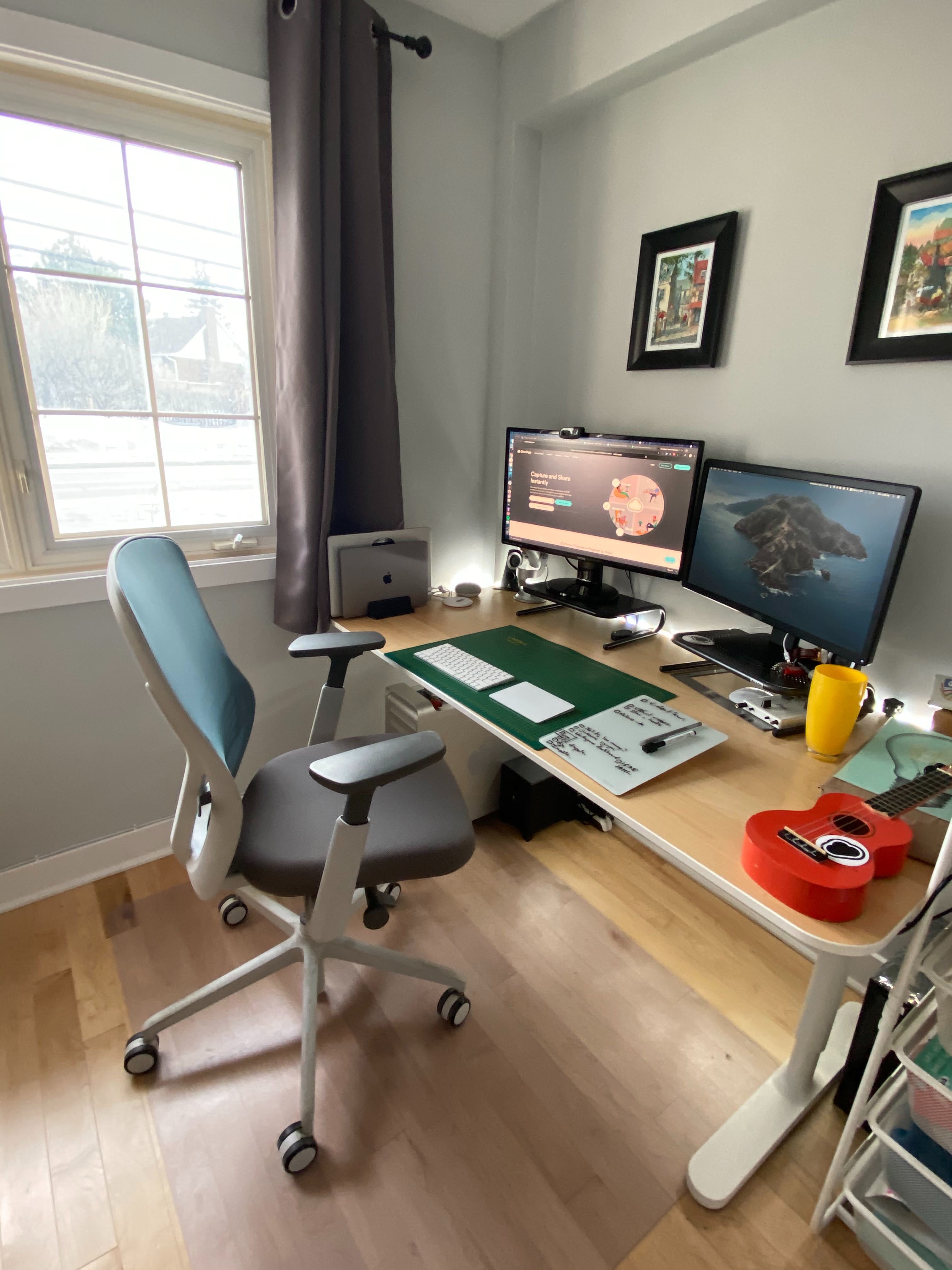 Home office of CloudApp employee