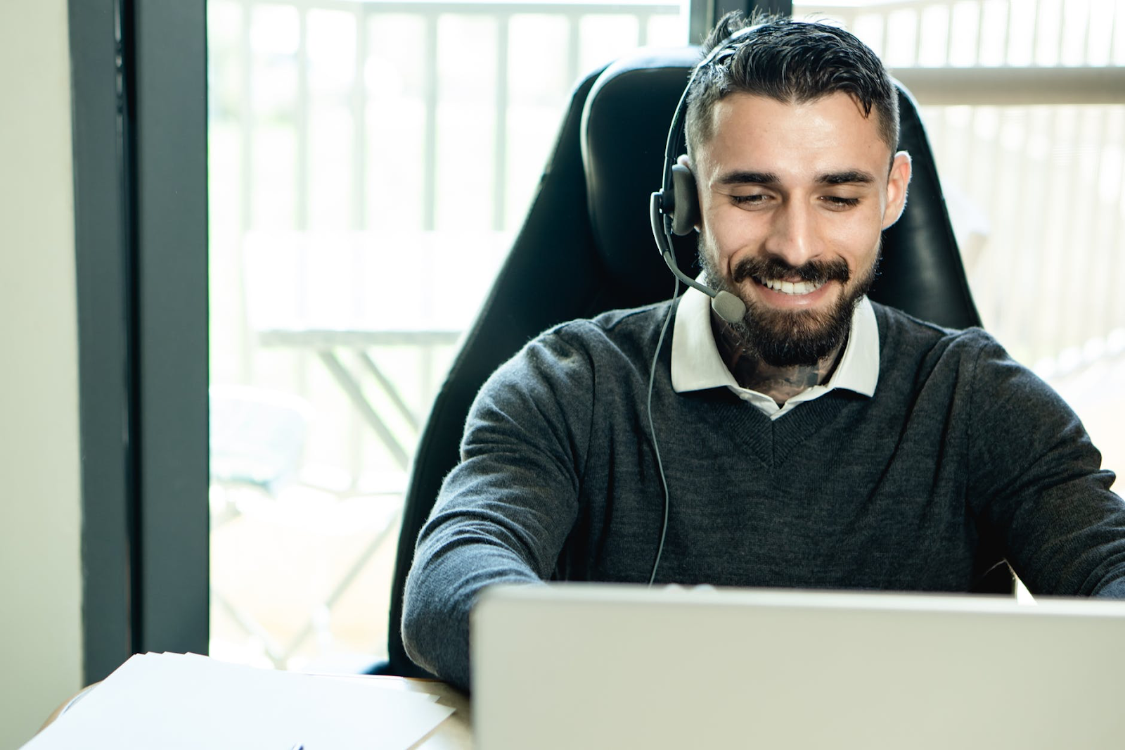 A simple follow up can improve customer support ratings.