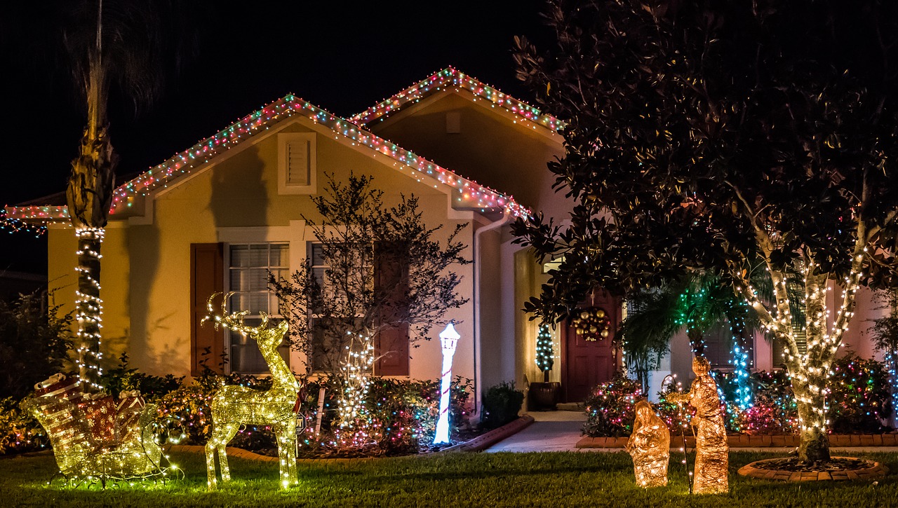 house decorated with tons of Christmas lights