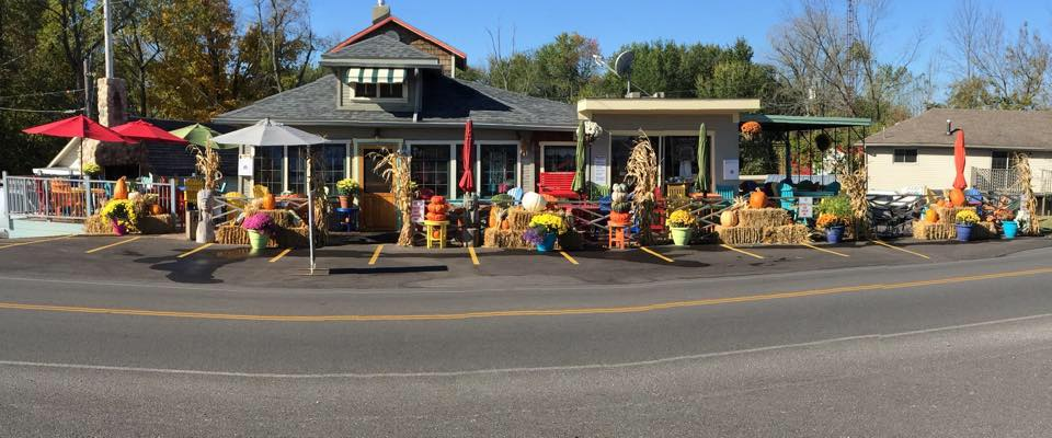 exterior of Indian Head Roadhouse n Russell's Point OH