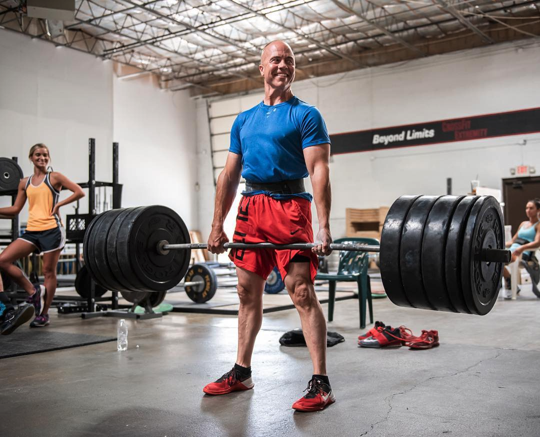 Man powerlifting at Crossfit