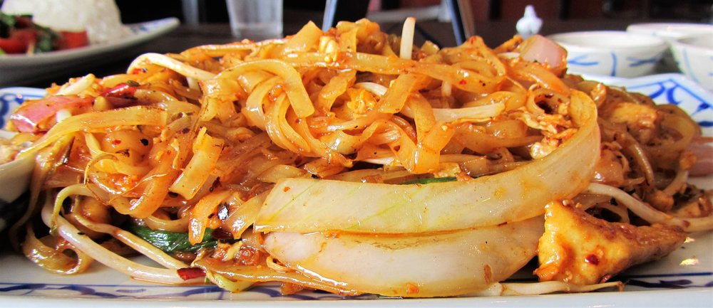 Chicken pad thai at Thai Paradise