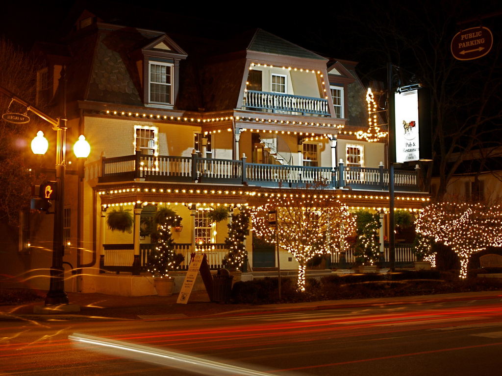 front of Worthington Inn at night