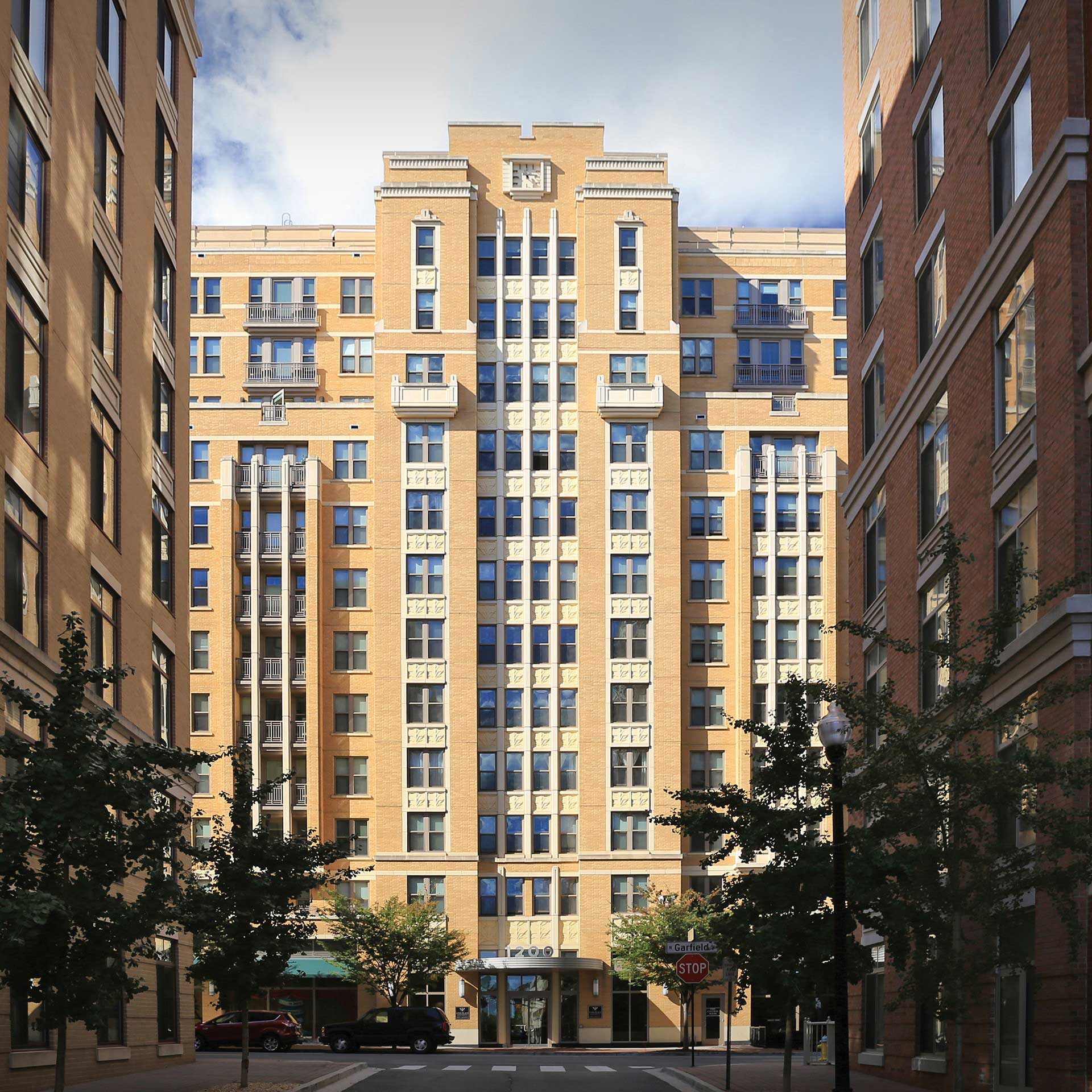 Lyon Place at Clarendon Metro