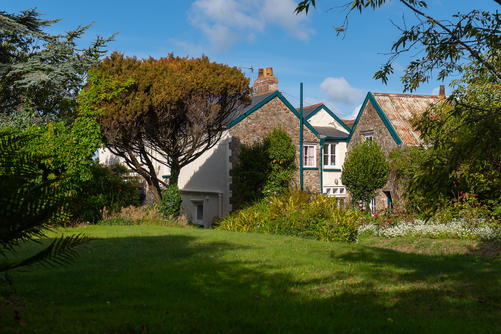 Character 3 bedroom pet friendly cottage, Instow North Devon.