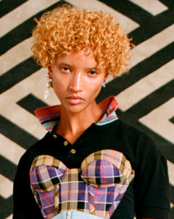 Voluminous bob hairstyle