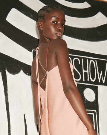 AW21 Fashion Trends: Back Detail