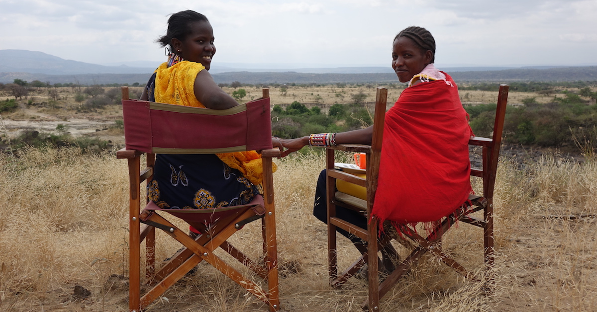 Participants in The World Economic Forum’s Young Global Leaders program in Kakuma, Kenya in 2018. Photo by the World Economic Forum via Flickr, licensed under (CC BY 2.0).