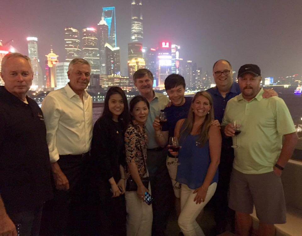 SallyCorp | AAE 2016 Sally and Six Flags at The Bund