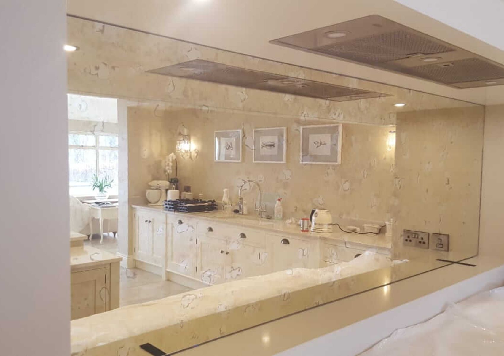 Marbled Antiqued Mirror Saligo Design