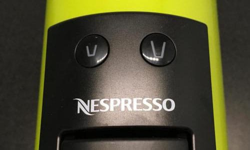 Два режима приготовления кофе (эспрессо и лунго) на кофемашине Essenza Mini EN85.L