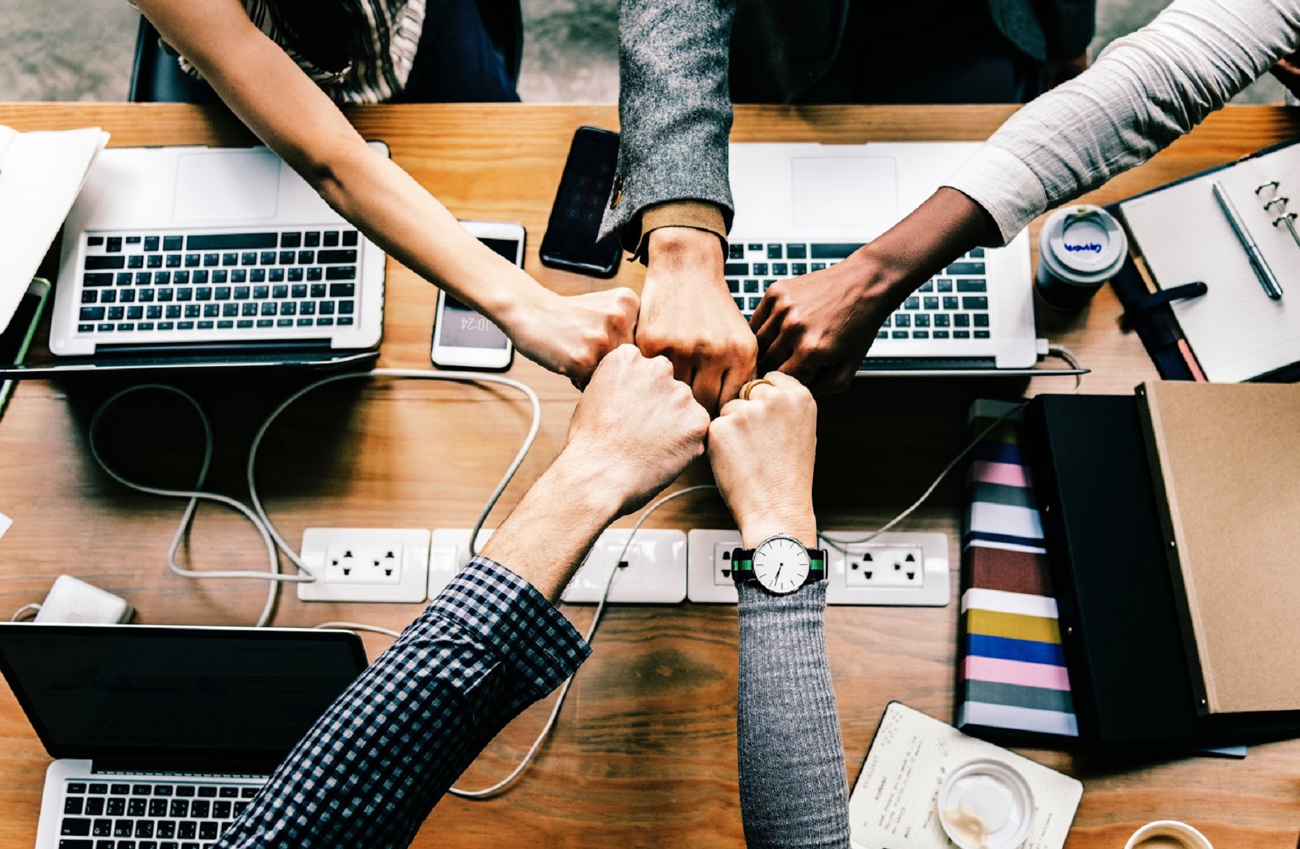 how to create a collaborative work environment team environment