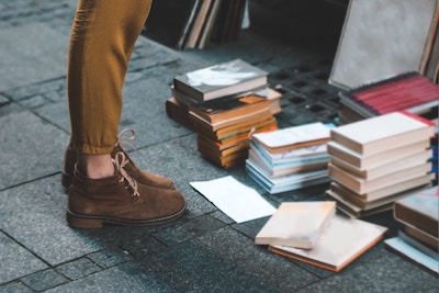 Read These 12 Books to Change Your Life in 2018
