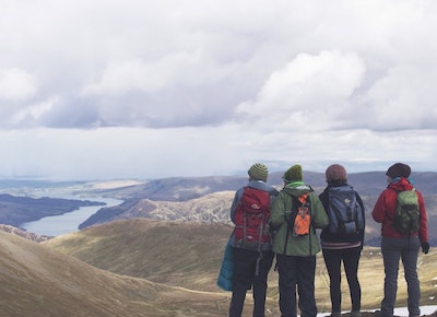 Old Souls, Young Hearts: Why Mature Professionals Are Choosing Work and Travel Programs