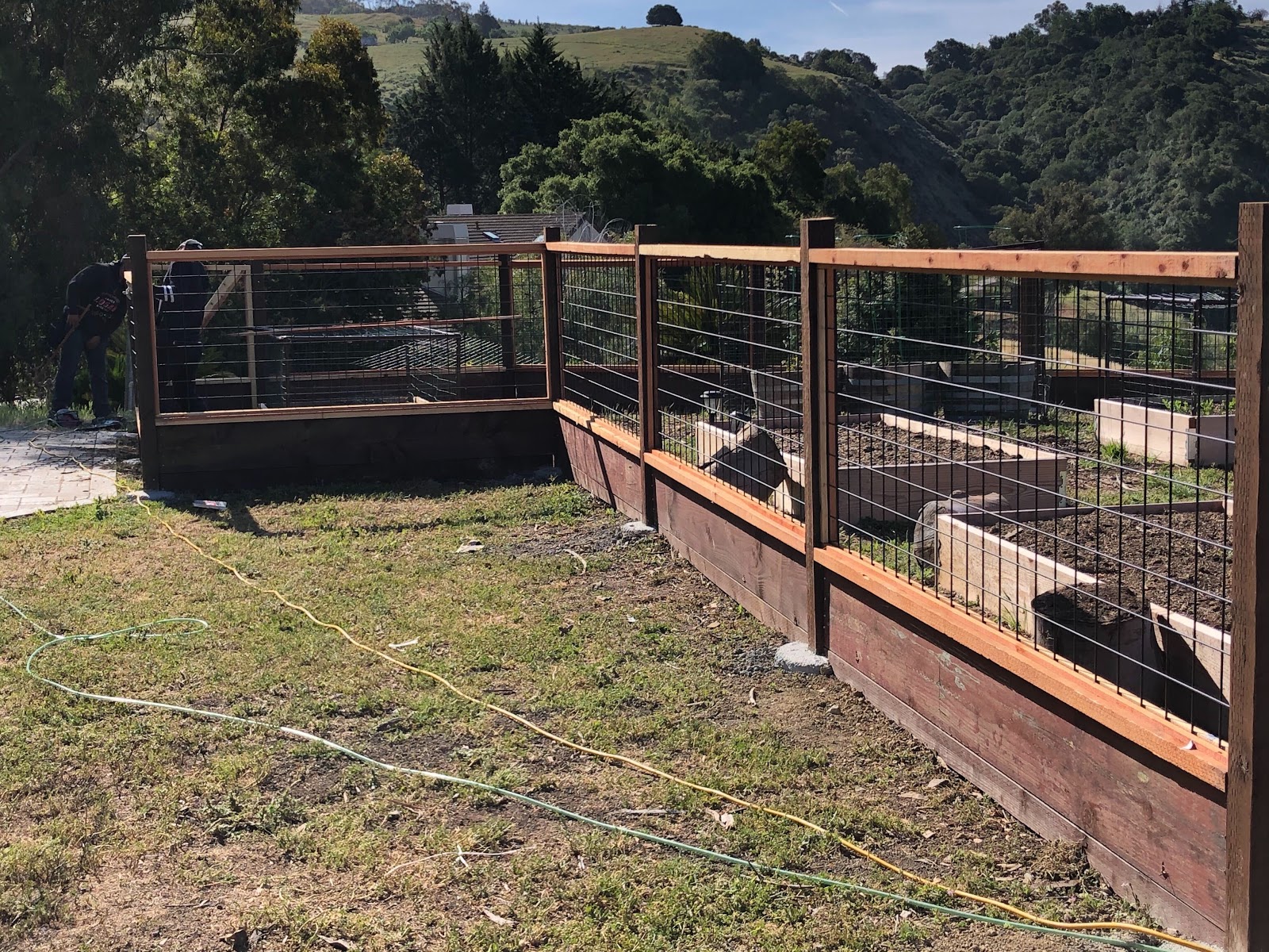 Ergeon What is a Box Wire Fence?